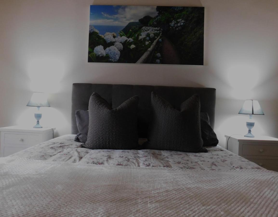Surf Beach_Santa Barbara Secret Gardens Ribeira Grande Exterior foto
